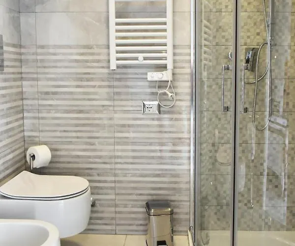 Costantino فندق مبيت وإفطار 4*