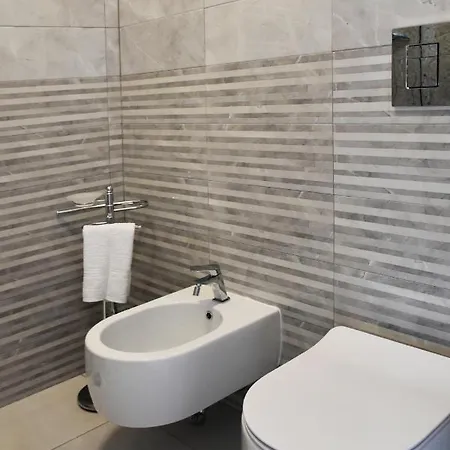 住宿加早餐酒店 Costantino 索伦托